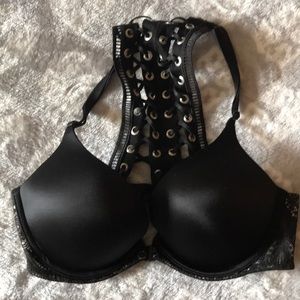 NWT Victoria’s Secret lace push-up bra